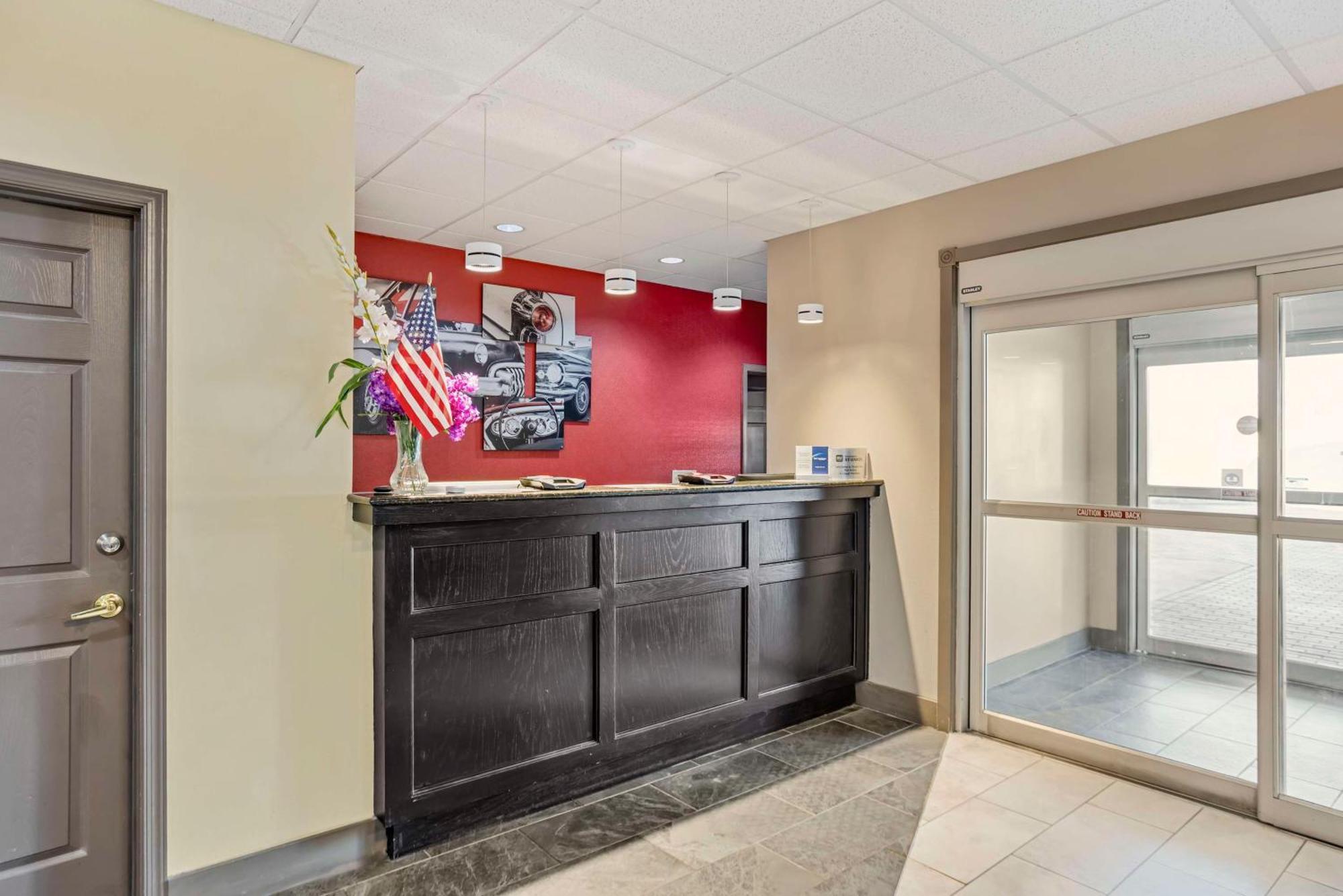 Best Western Carlisle Exterior photo